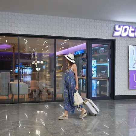 Yotel Airport, Entrance 3* Estambul