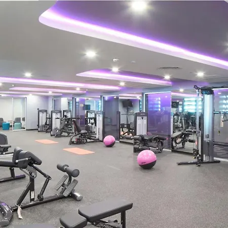 ホテル Yotel Airport, Entrance イスタンブール