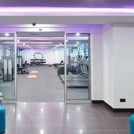 Yotel Airport, Entrance Hotell Istanbul