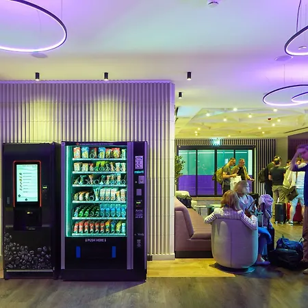 Yotel Airport, Entrance Istanbul