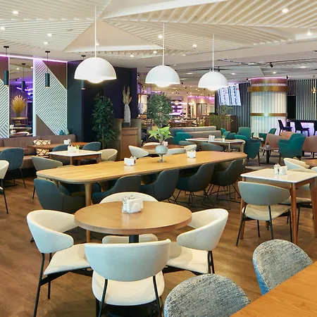 Yotel Airport, Entrance Istanbul