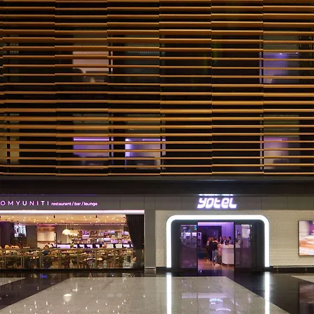 Yotel Airport, Entrance 伊斯坦布尔