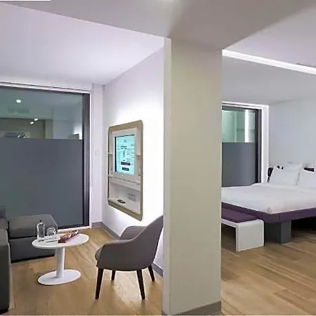 Yotel Airport, Entrance Κωνσταντινούπολη
