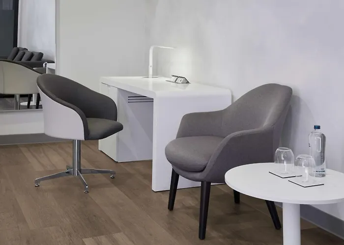 Szálloda Yotel Airport, Entrance