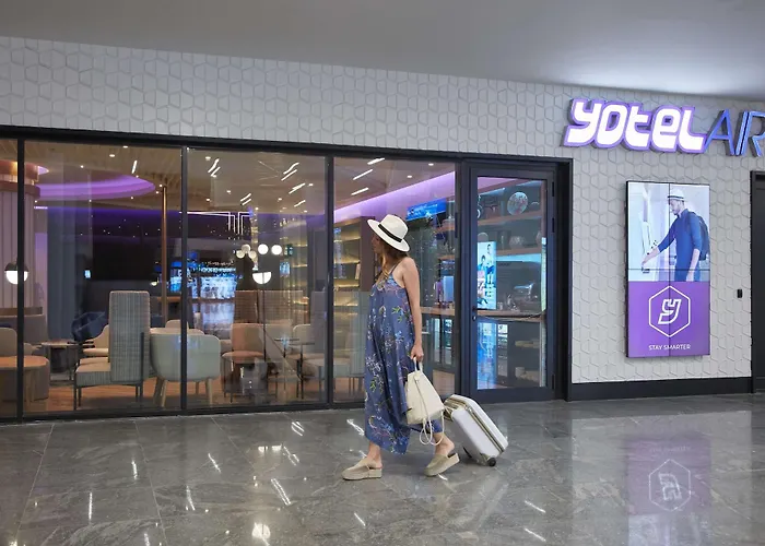 Yotel Airport, Entrance 3* Isztambul