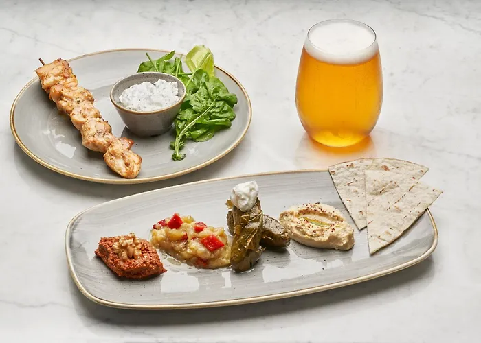 Yotel Airport, Entrance Szálloda 3*