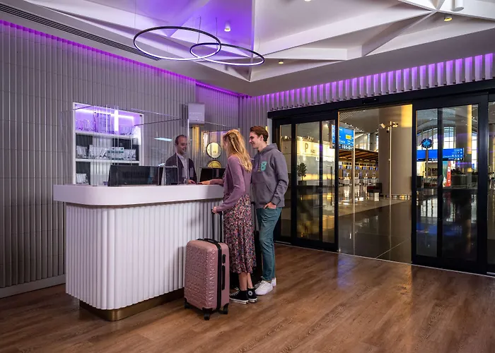 Yotel Airport, Entrance Isztambul